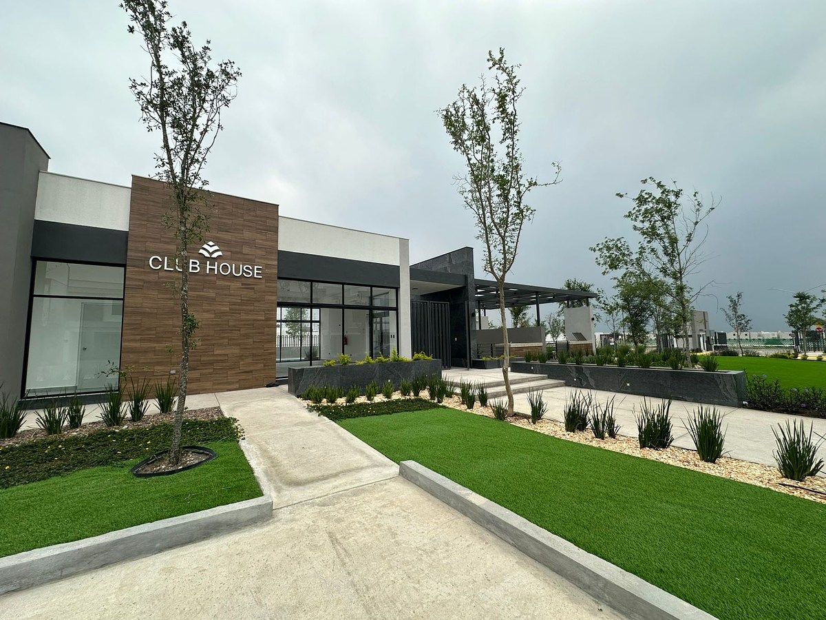 Casa em Residencial Santuario, García, foto 24 de 28