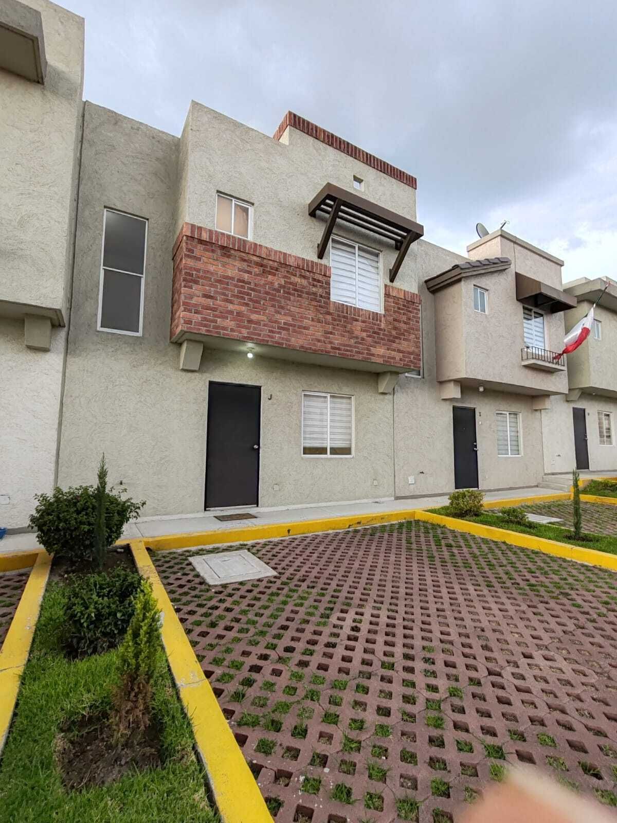 Casa en renta Priv.  Barenas en Real Alcala, Ojo de Agua