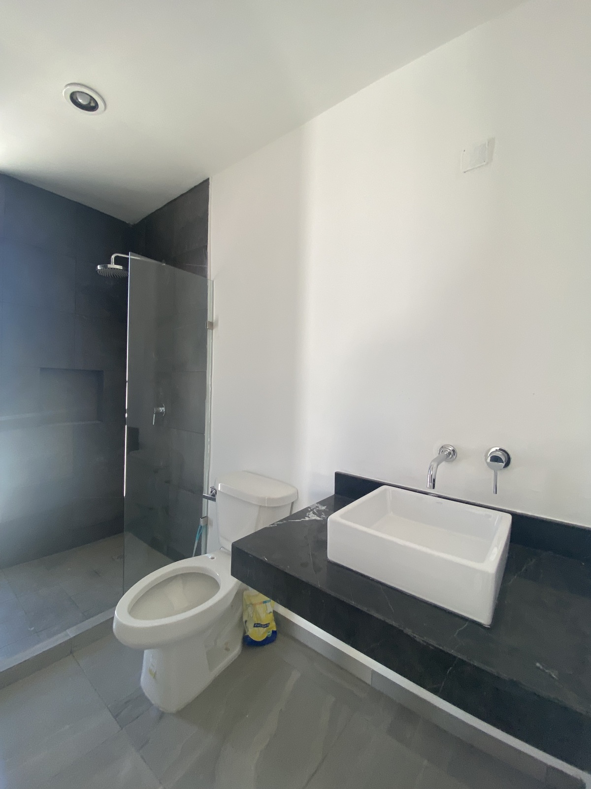 4 de 7: Baño completo recamara