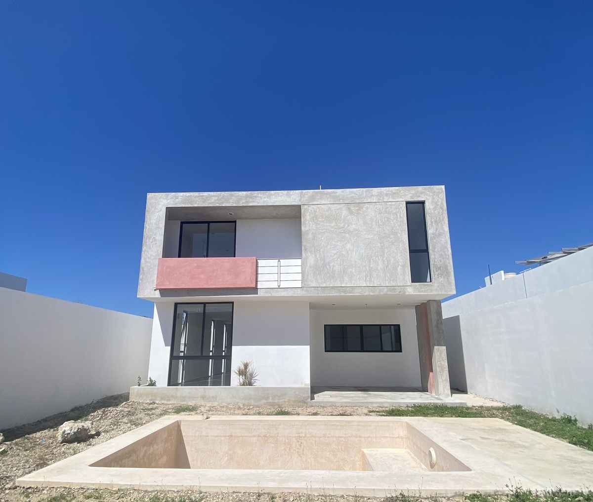 5 de 7: Fachada trasera