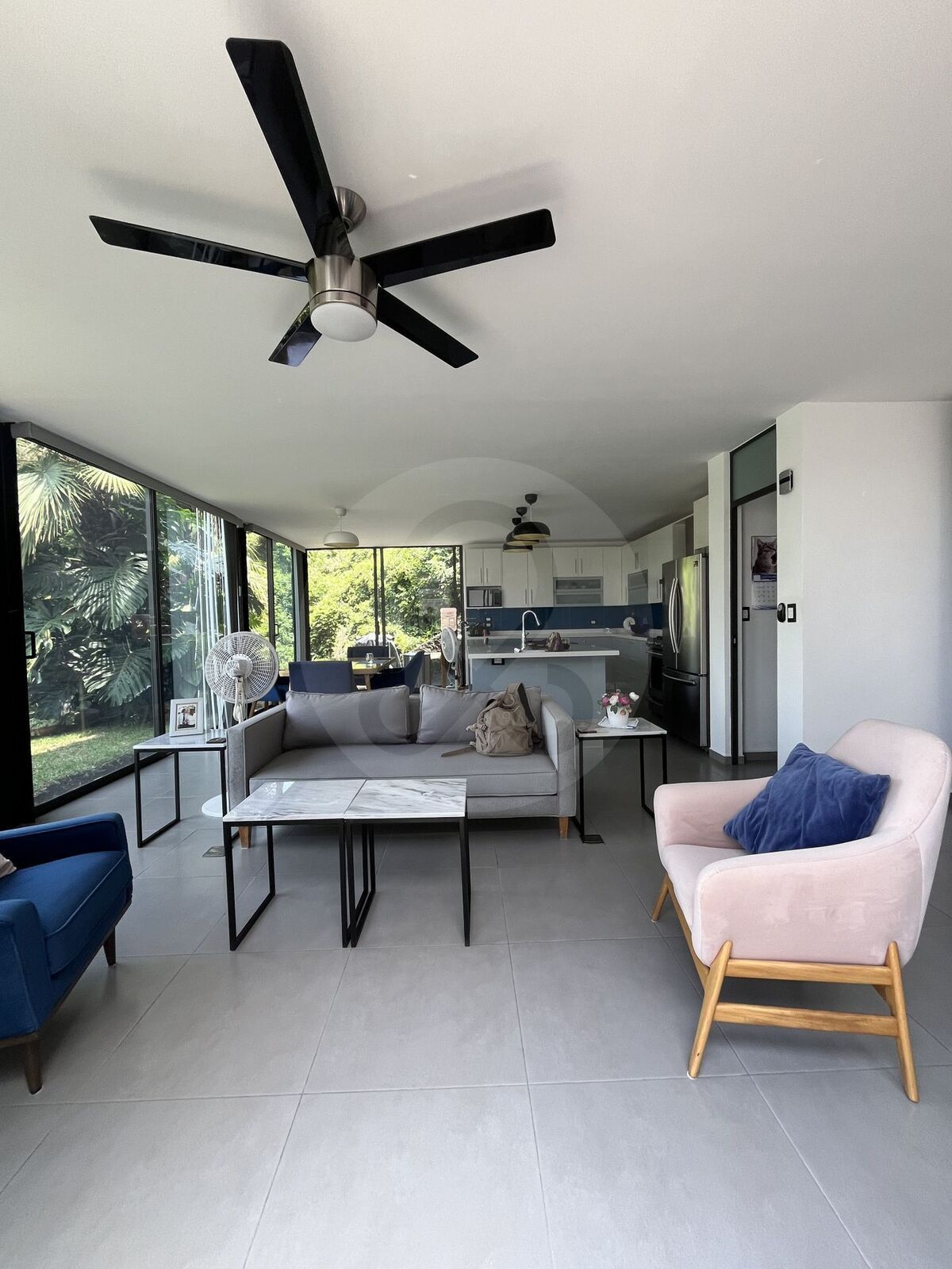 Casa moderna en venta en club de golf San Gaspar con seguridad, foto 1 de 41