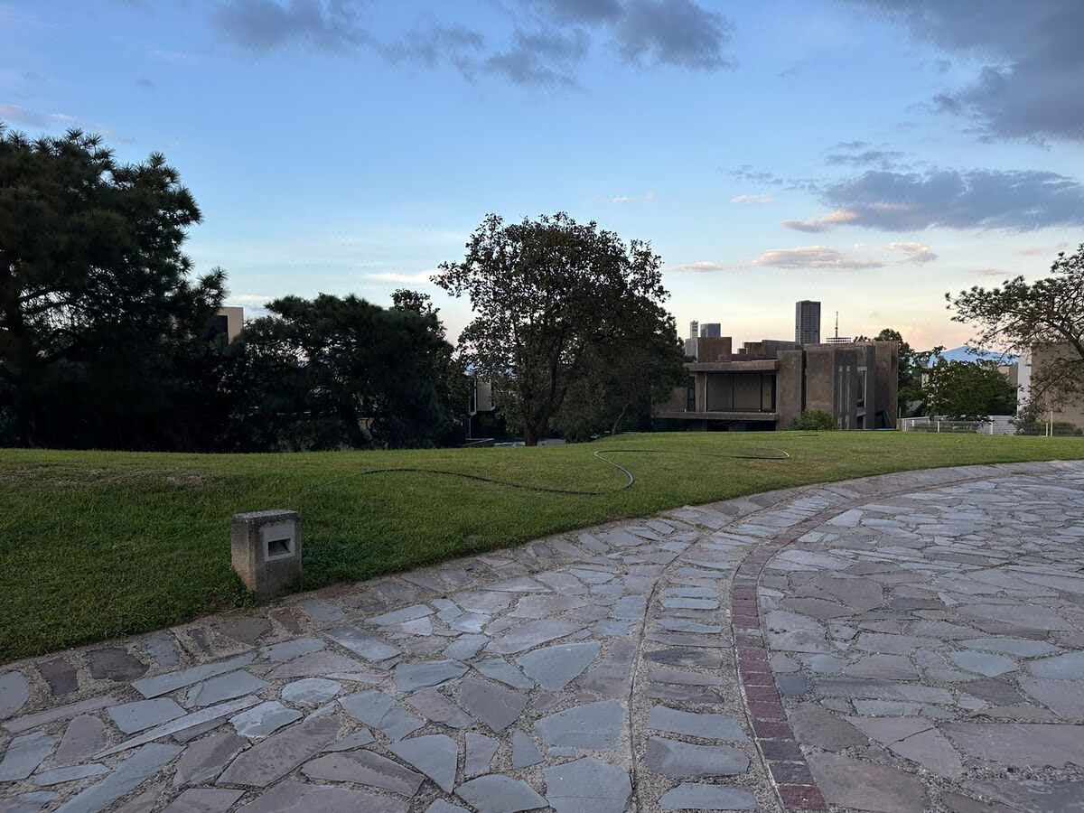 Terreno en Venta en Coto Bosques de las Lomas en Zapopan, Jalisco