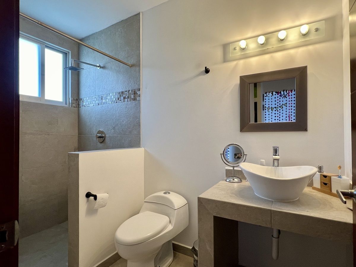 10 de 21: Baño rec. secundaria 1