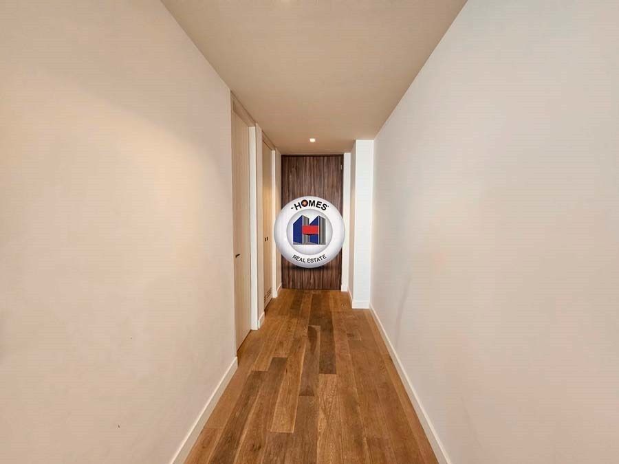 2 of 30: 1.- Acceso principal.