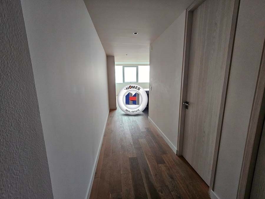 3 of 30: 2.- Pasillo.