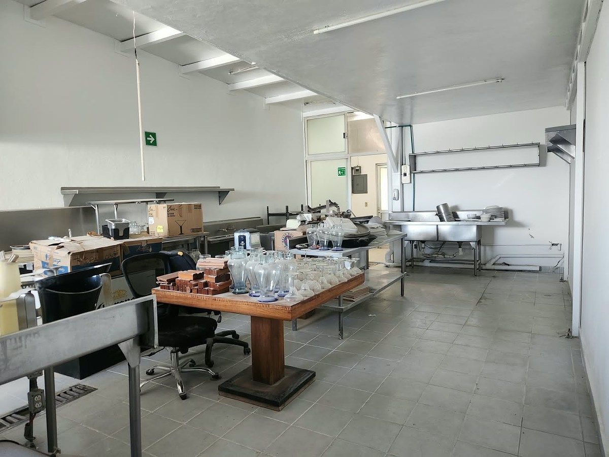 Local comercial en Arboledas de San Javier, Pachuca de Soto, foto 17 de 32
