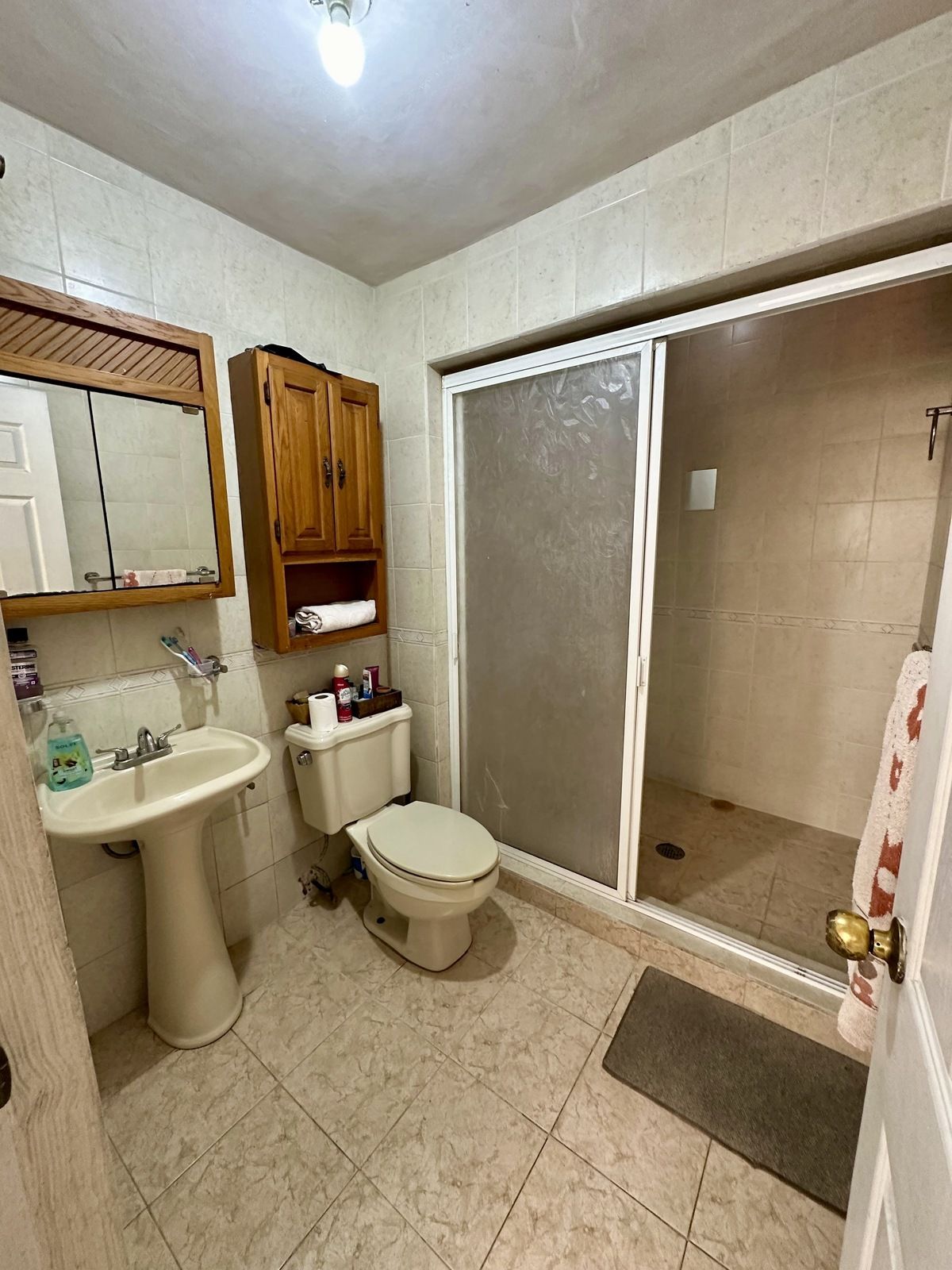 8 de 19: Baño completo planta baja