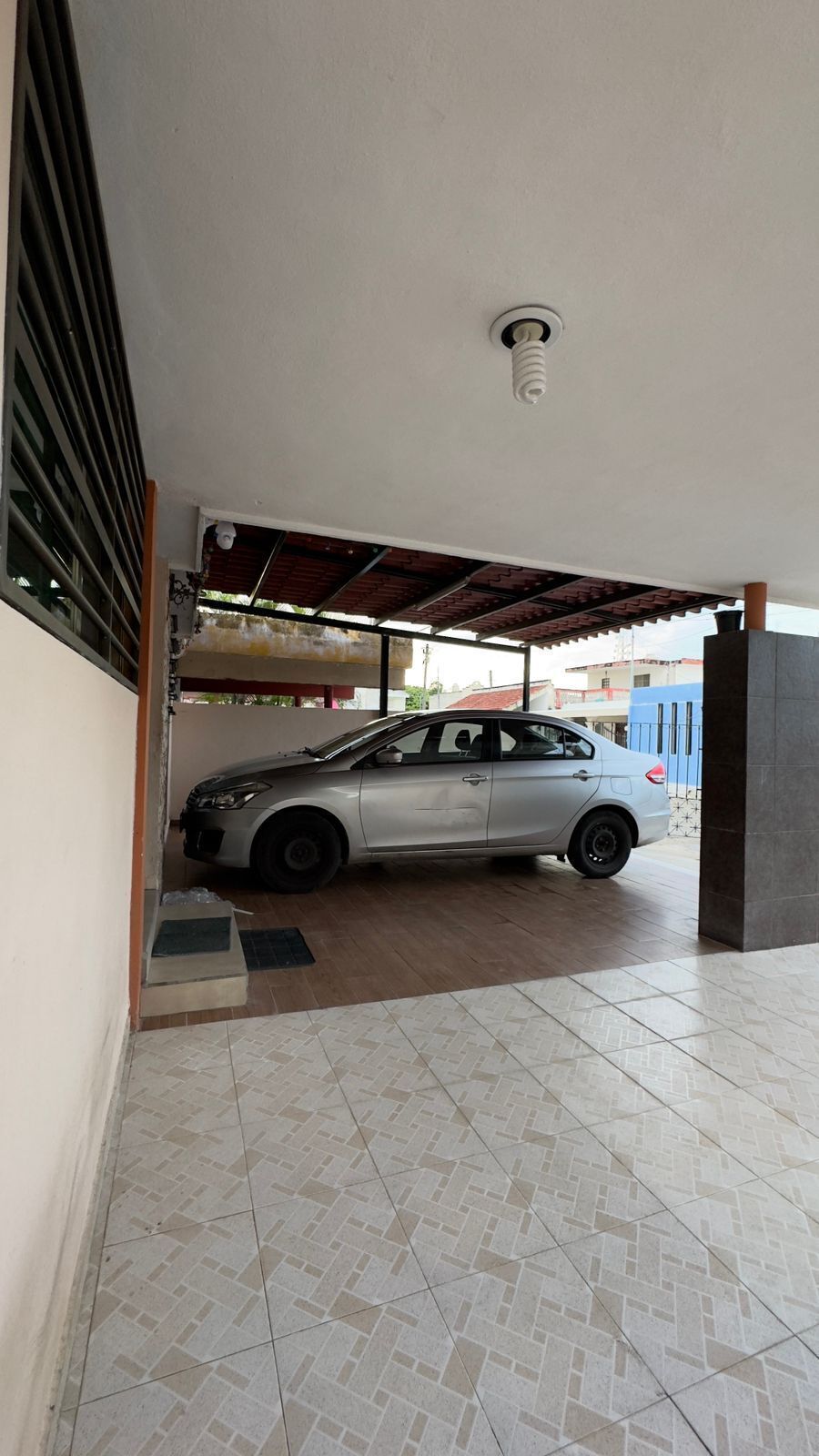 3 de 41: Terraza delantera