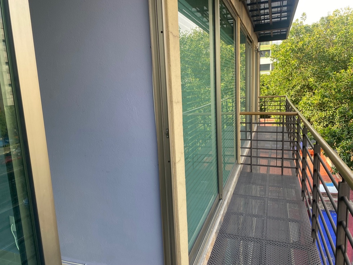 5 of 28: BALCON  SALA COMEDOR