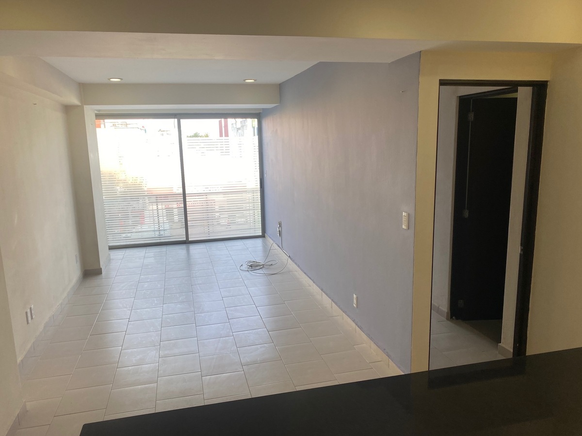 9 of 28: SALA COMEDOR