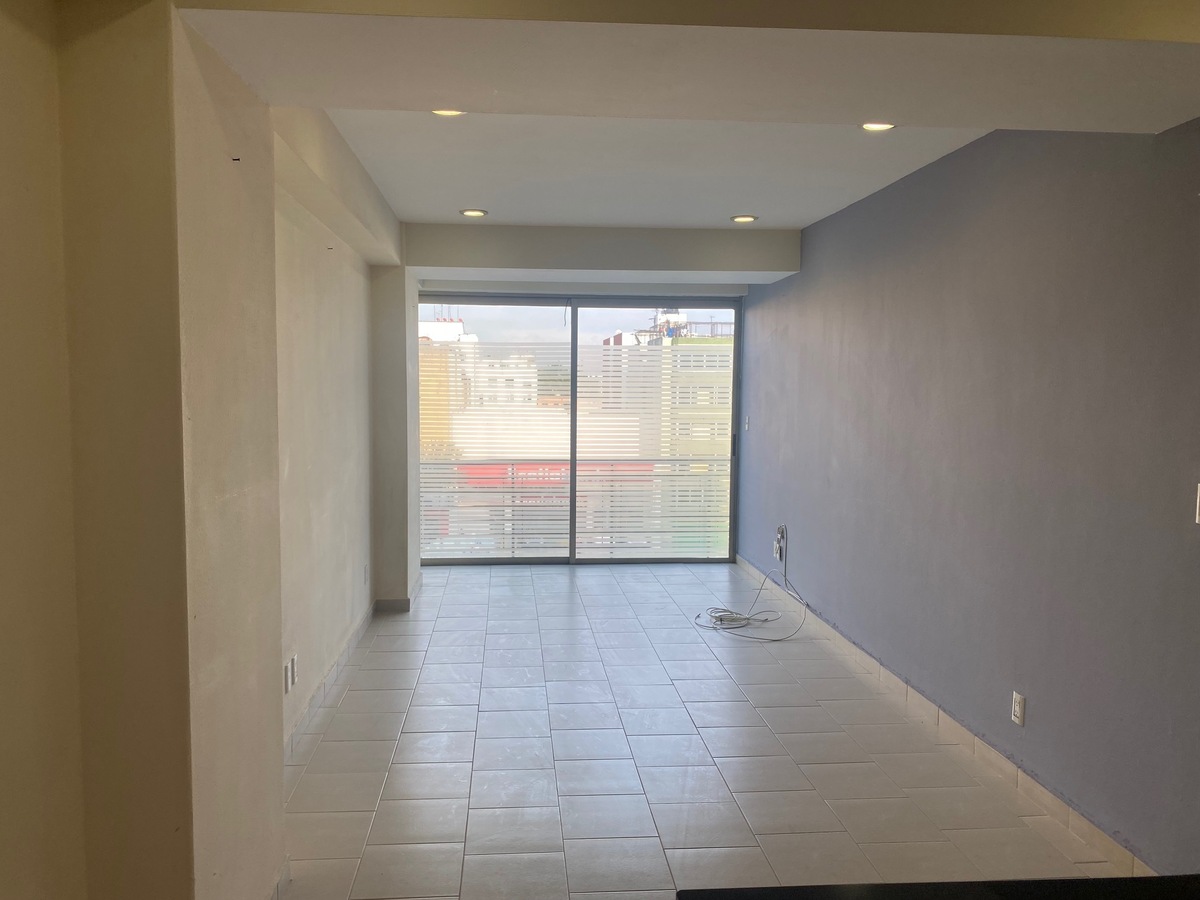 10 of 28: SALA COMEDOR