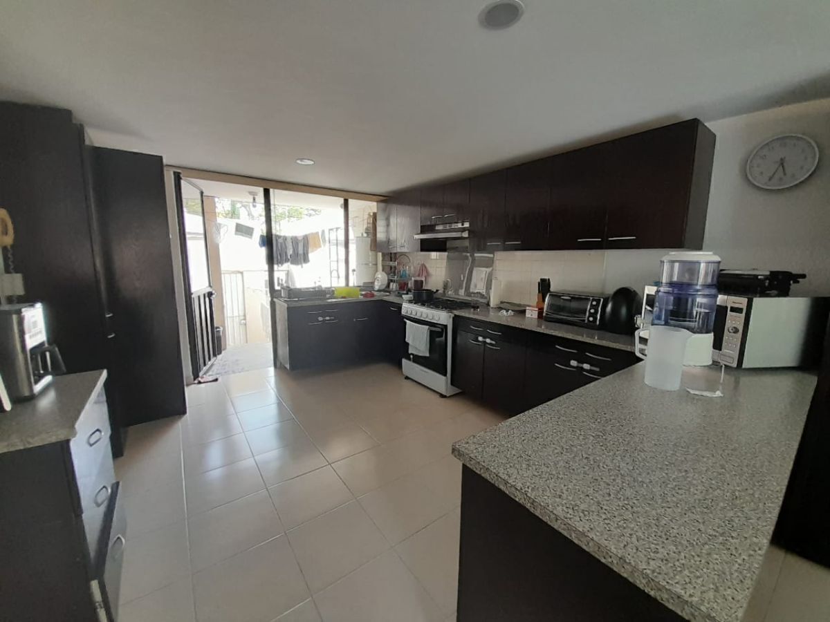 CASA EN VENTA EN LA HERRADURA - foto 4