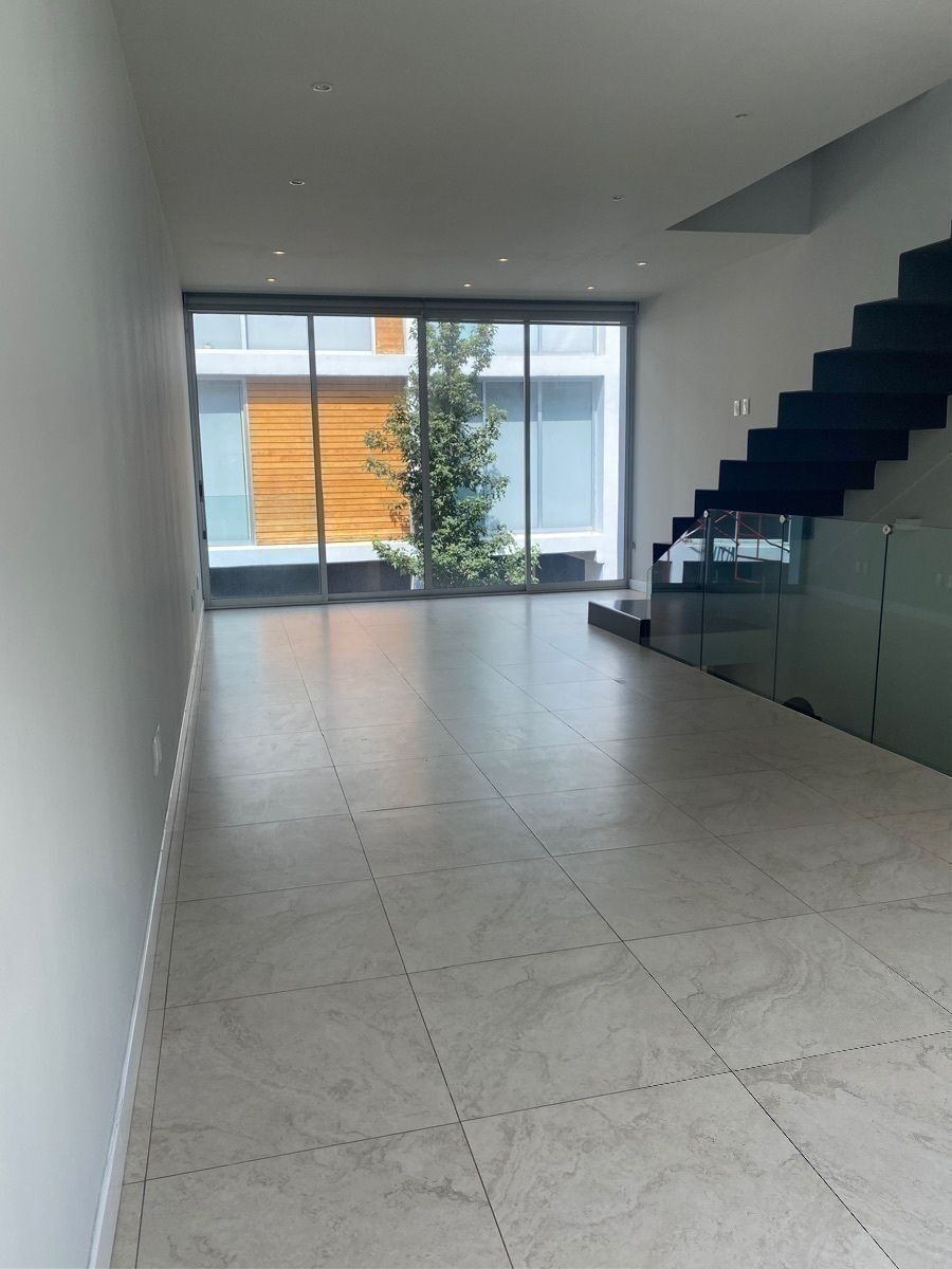 https://assets.easybroker.com/property_images/4757379/80489264/EB-RG7379.jpeg?version=1727207429