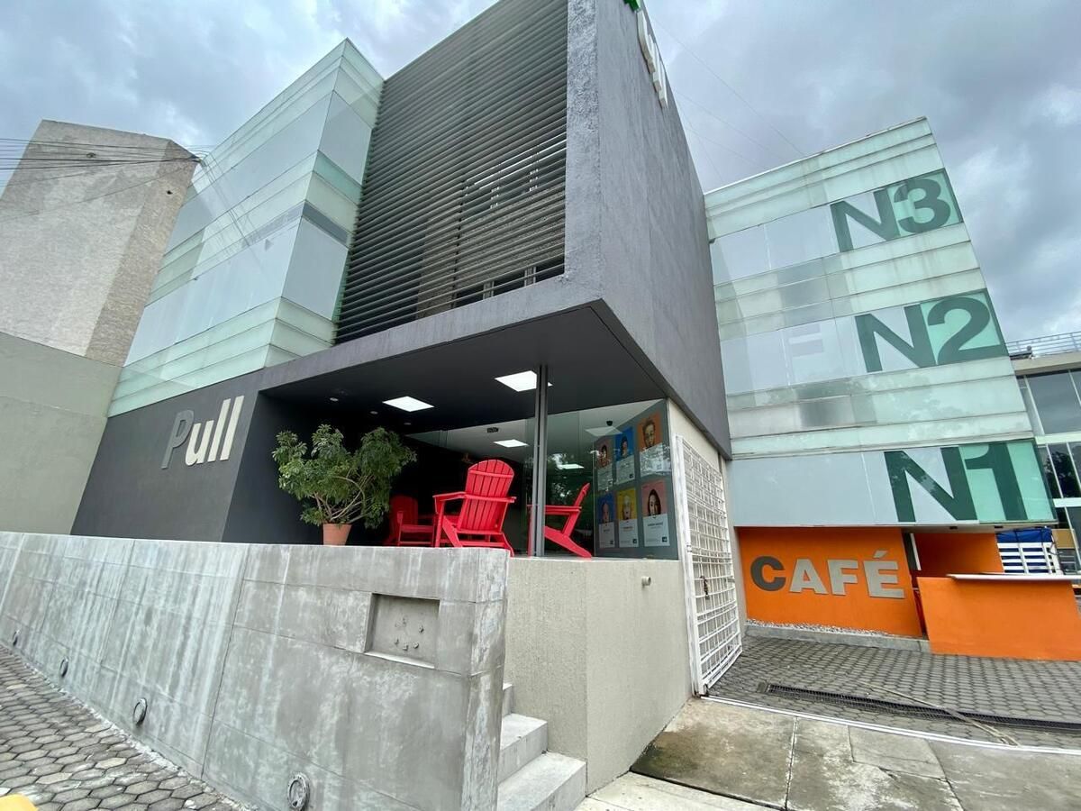 OFICINA EN RENTA - CHAPALITA