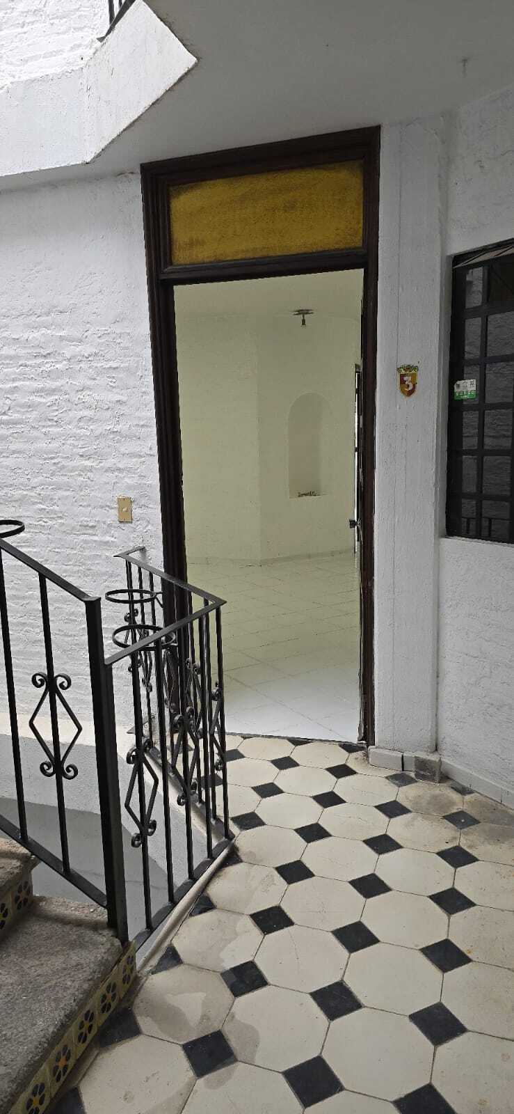 2 of 10: Entrada