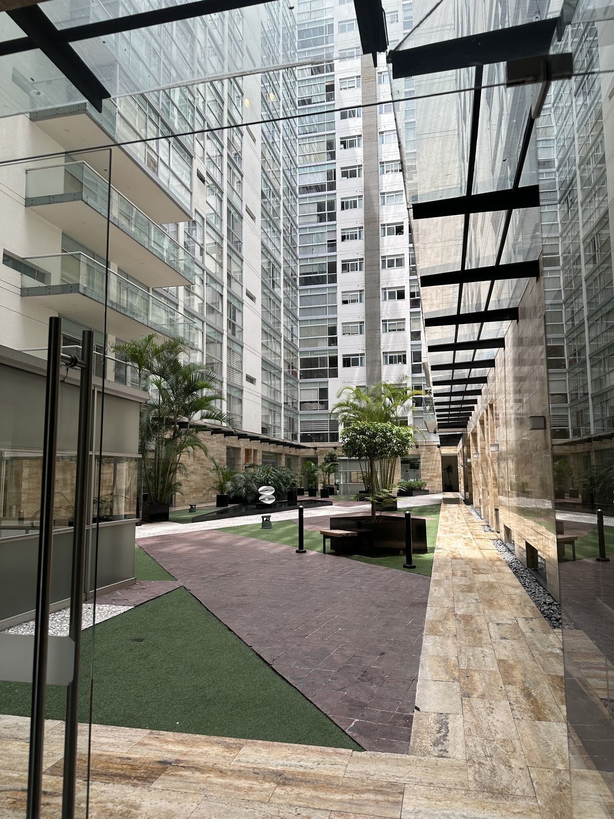 City Towers Coyoacán, 371, Avenida México Coyoacán, Xoco, 03330 con 3 Recámaras, 133.95 Metros Cuadrados, 2 Baños y 2 Puestos de Estacionamiento