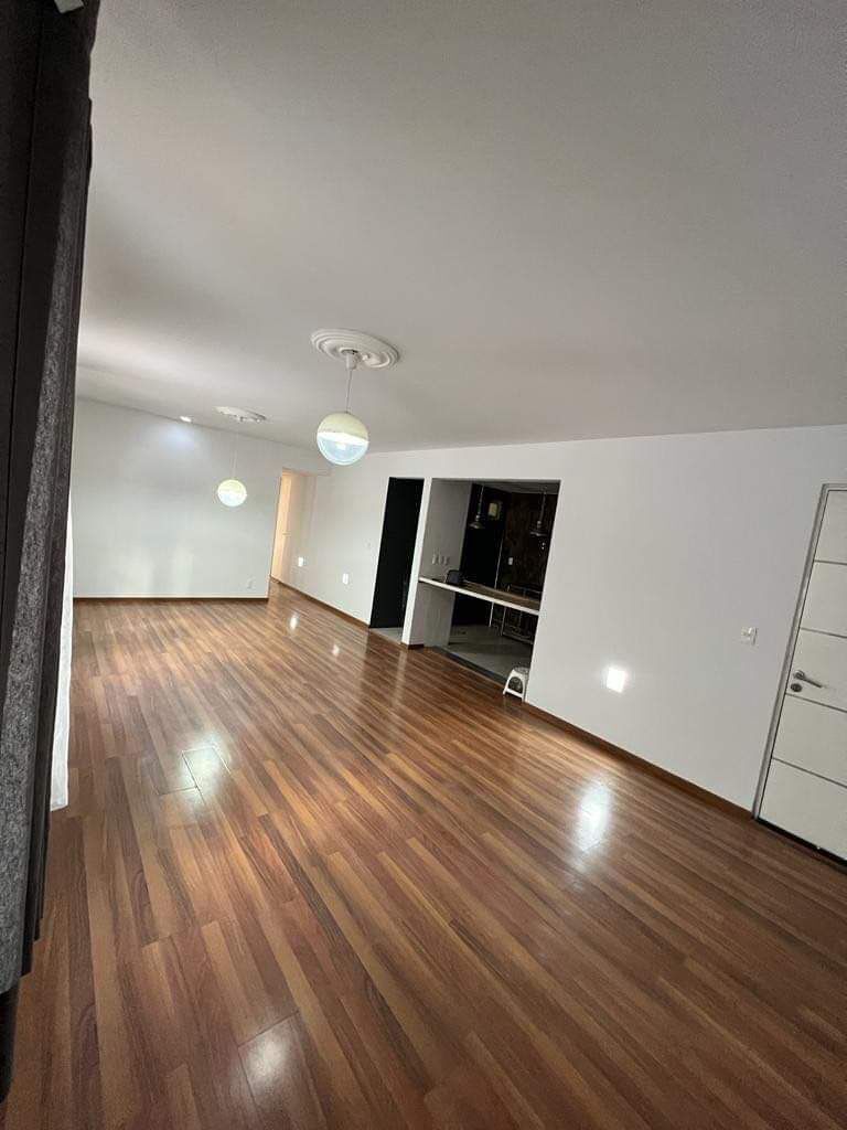 4 de 18: Sala-comedor