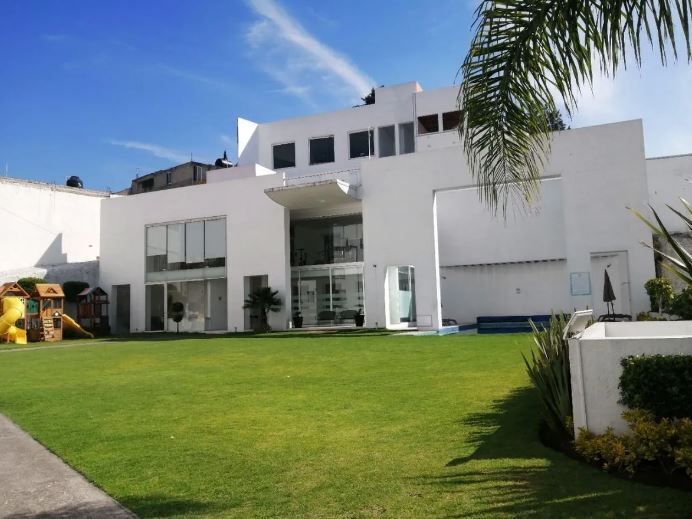 2 de 18: Amenidades: Casa club