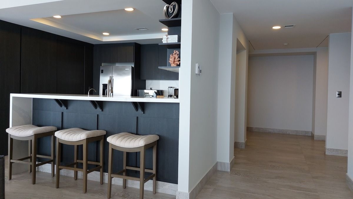 8 de 38: Breakfast bar