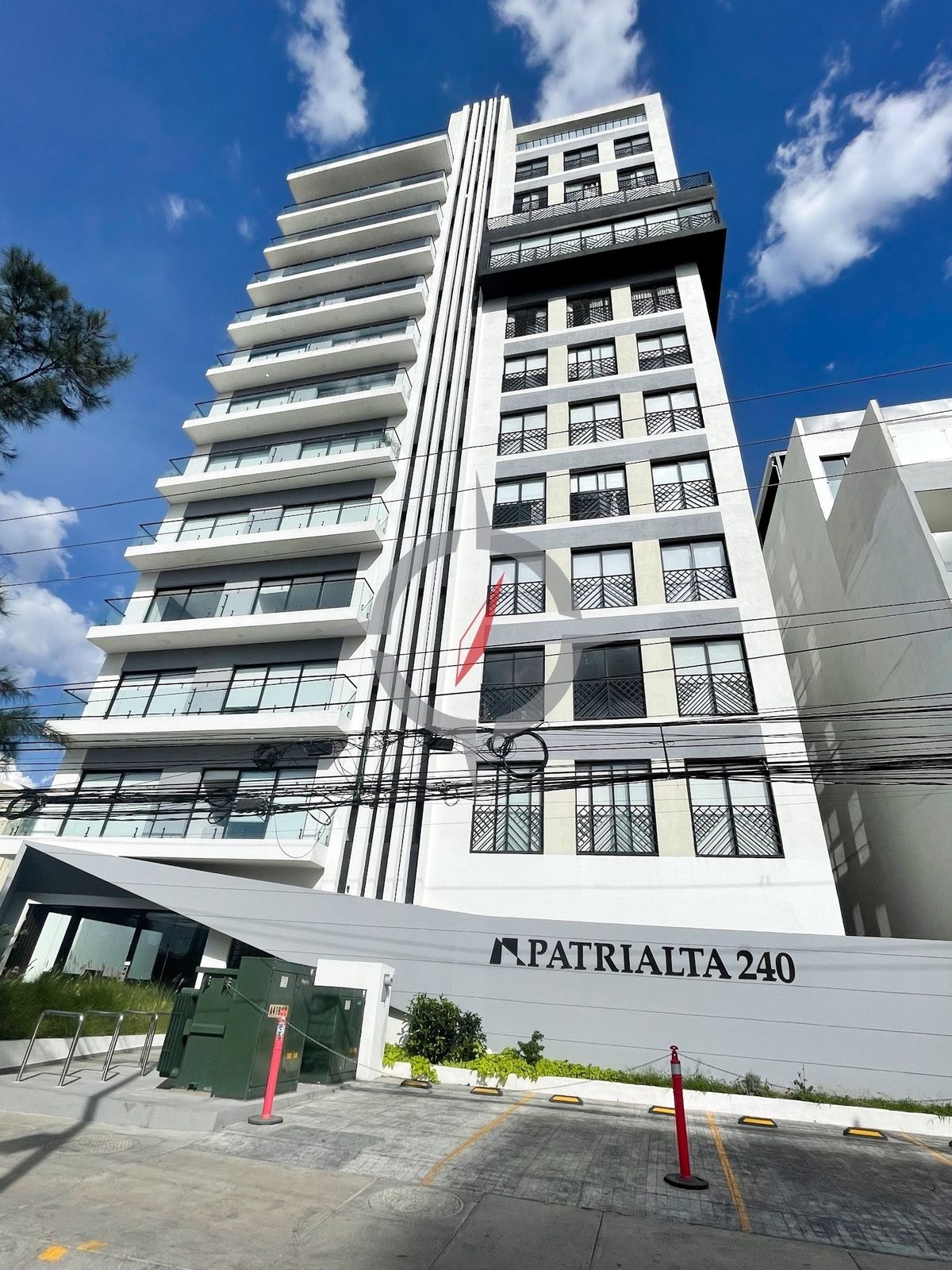 TORRE PATRIA ALTO APARTAMENTO PARA ALUGAR, foto 1 de 12