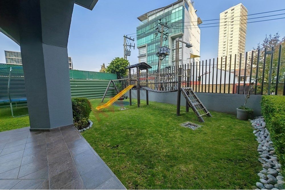 40 de 45: Jardin