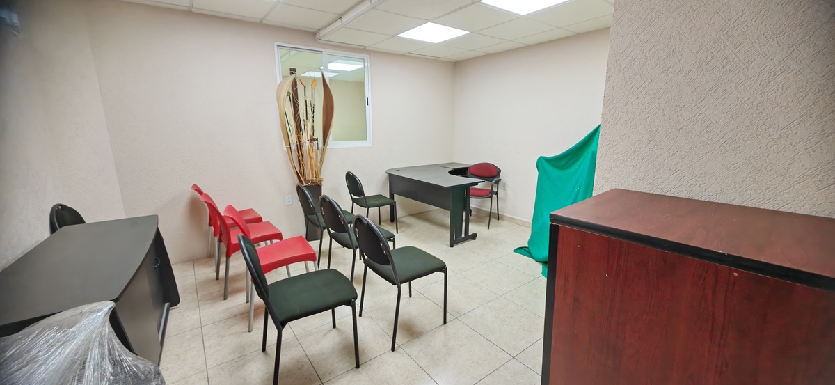 4 of 10: Oficina / consultorio