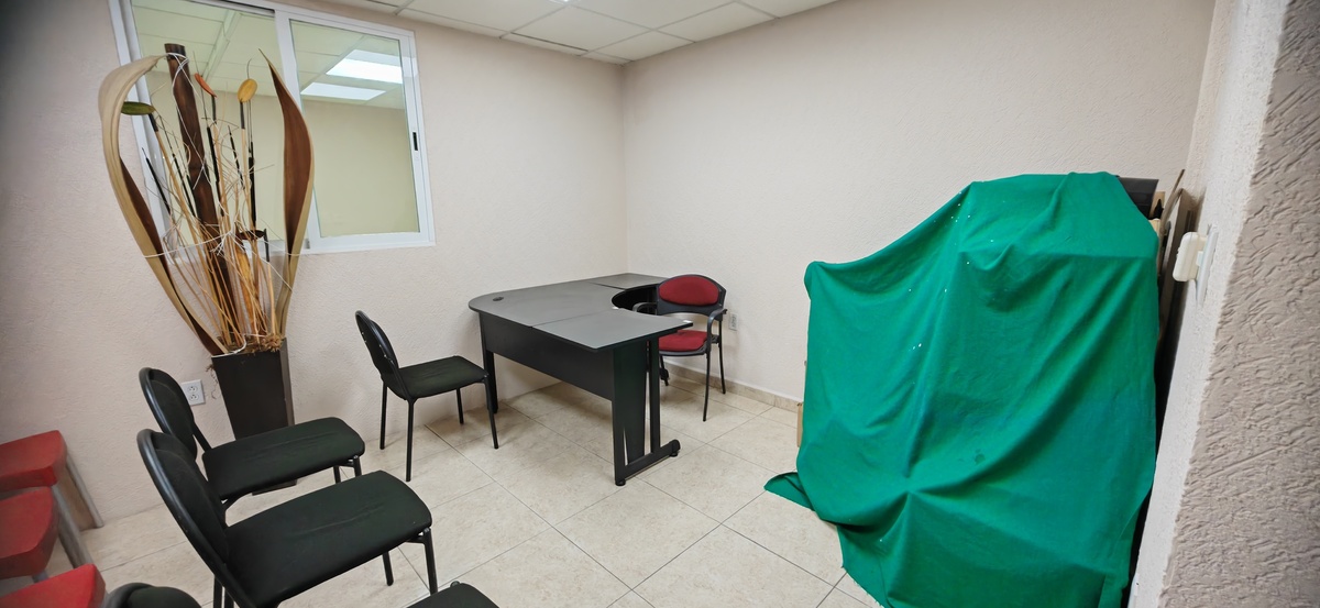 3 of 10: Oficina / consultorio