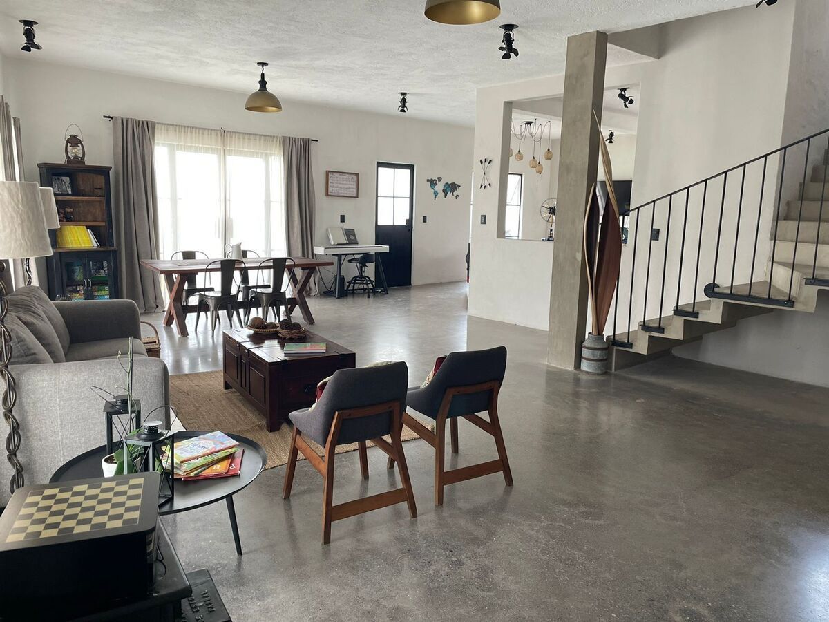 3 de 11: Sala y Comedor