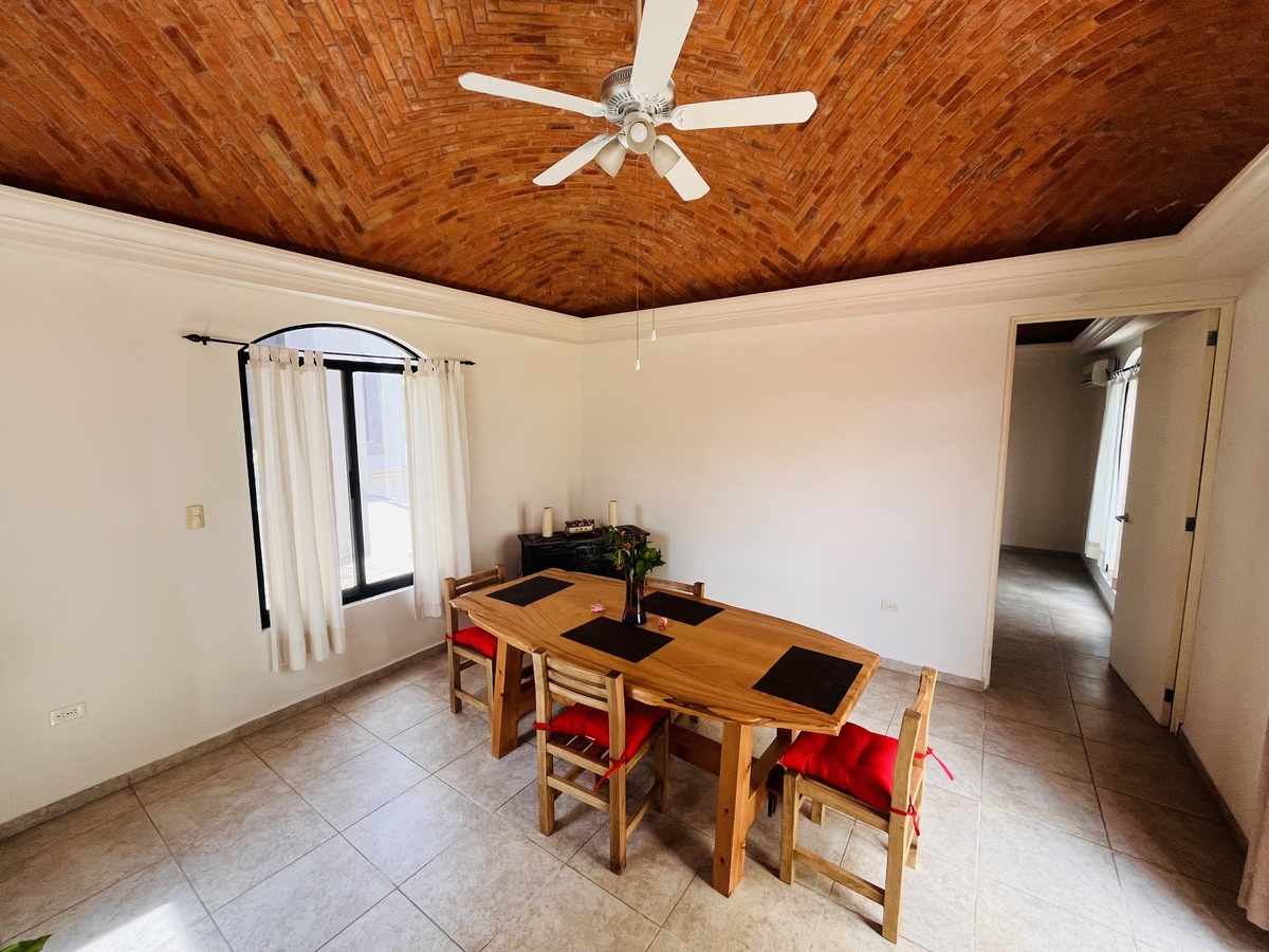 5 of 18: Living Area