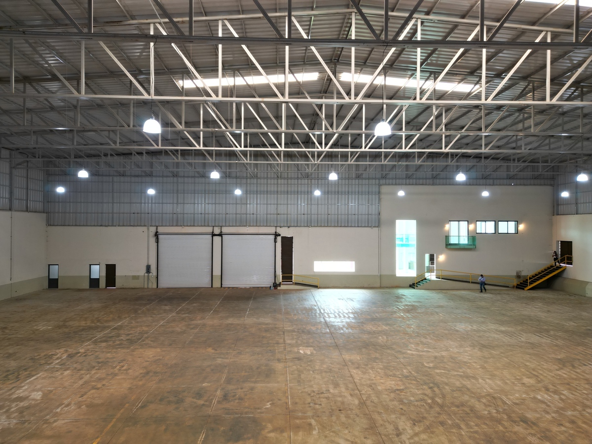 20 of 34: vista bodega Cortina doble