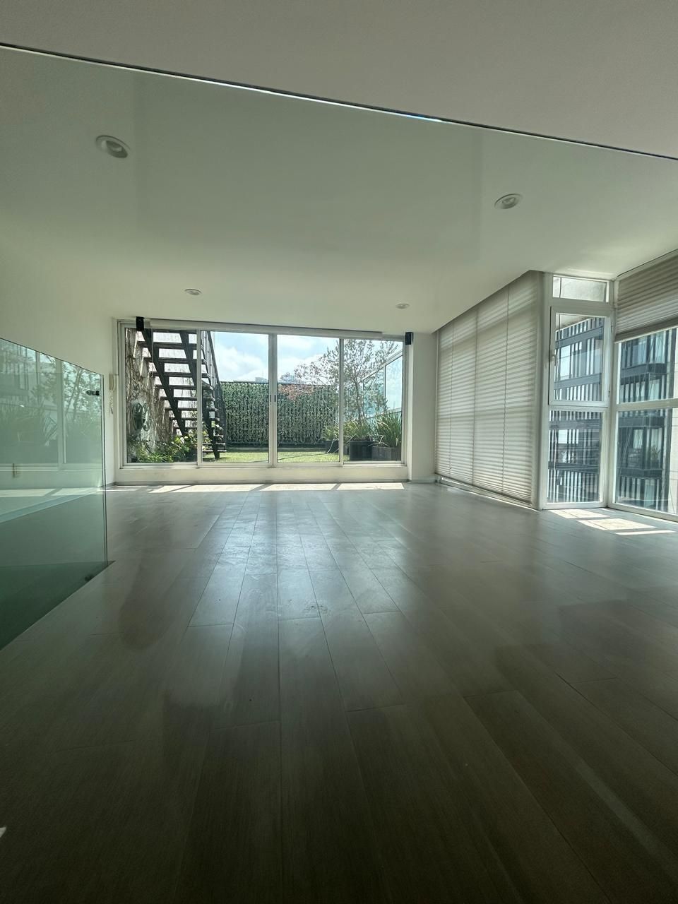 26 de 32: sala de juegos segunda planta