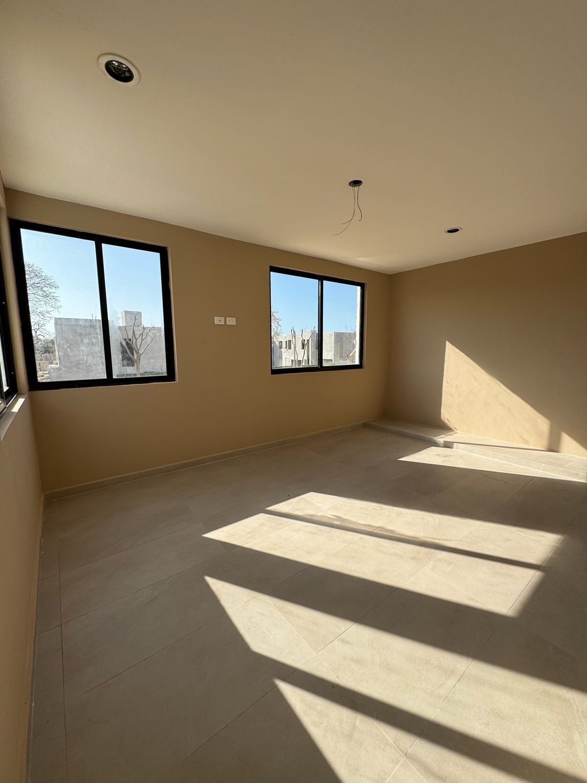 CASA EN VENTA EN PRIVADA CAUCEL