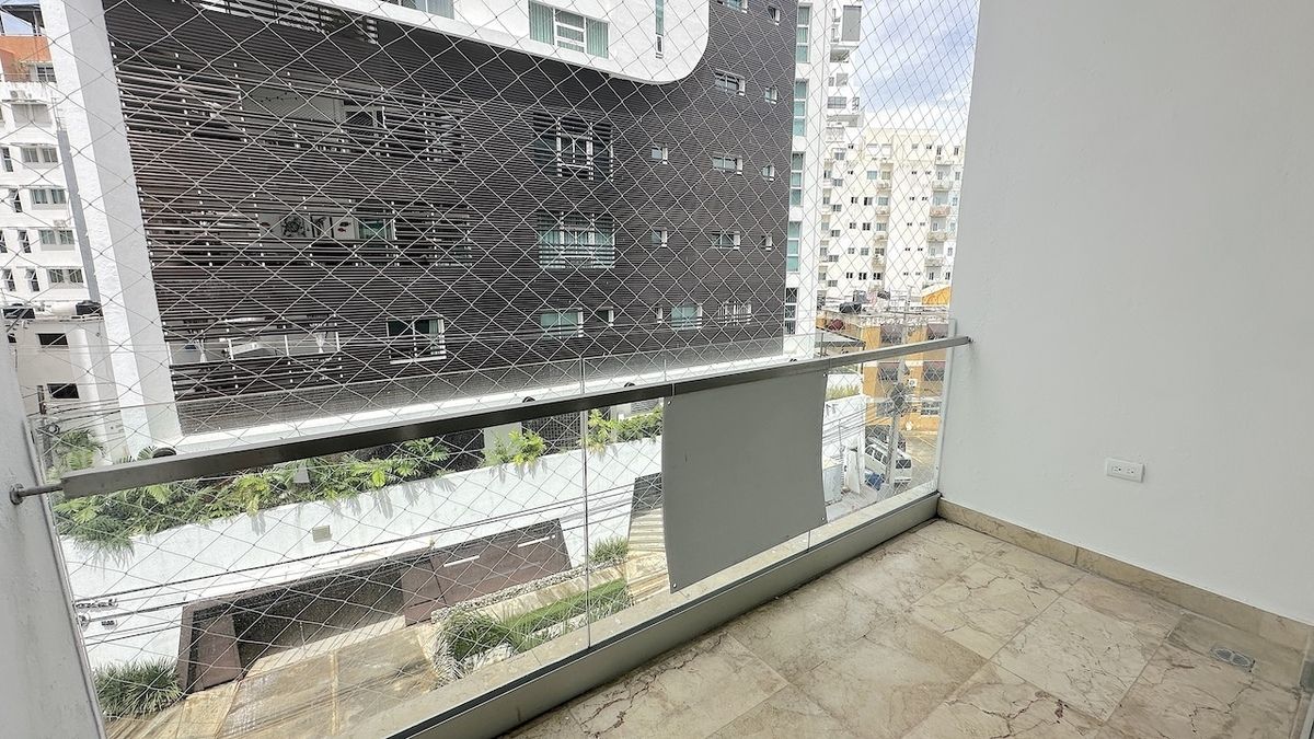 Apartamentos en Venta Ensanche Serrallés, Santo Domingo