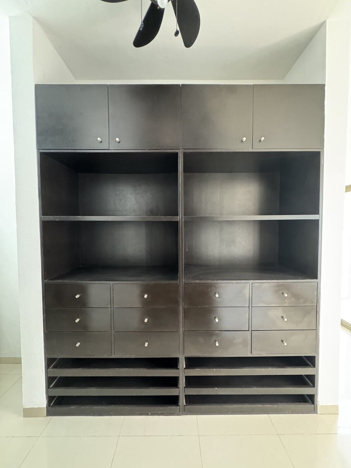 17 de 38: Closet vestidor Recámara Principal