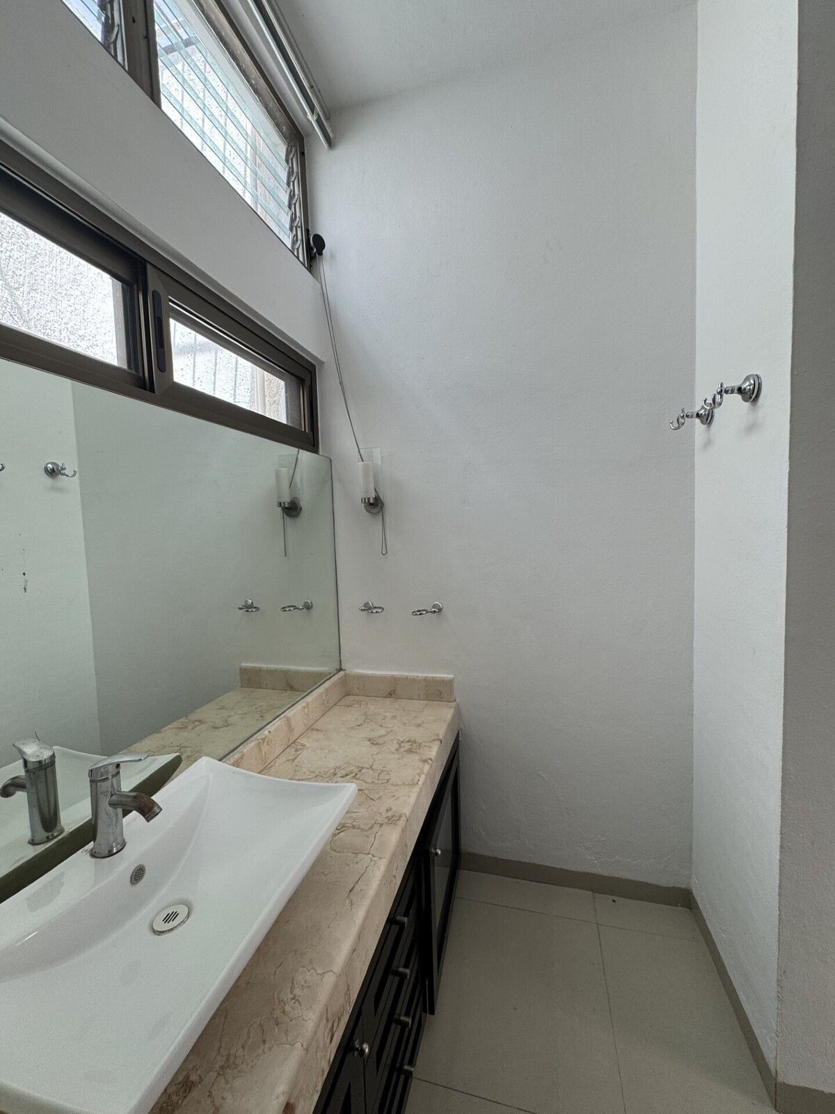 18 de 38: Baño Recámara Principal