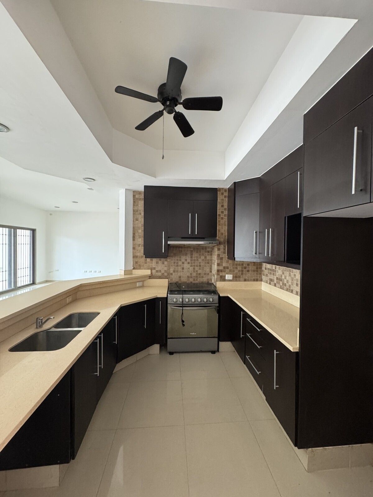 11 de 38: Cocina