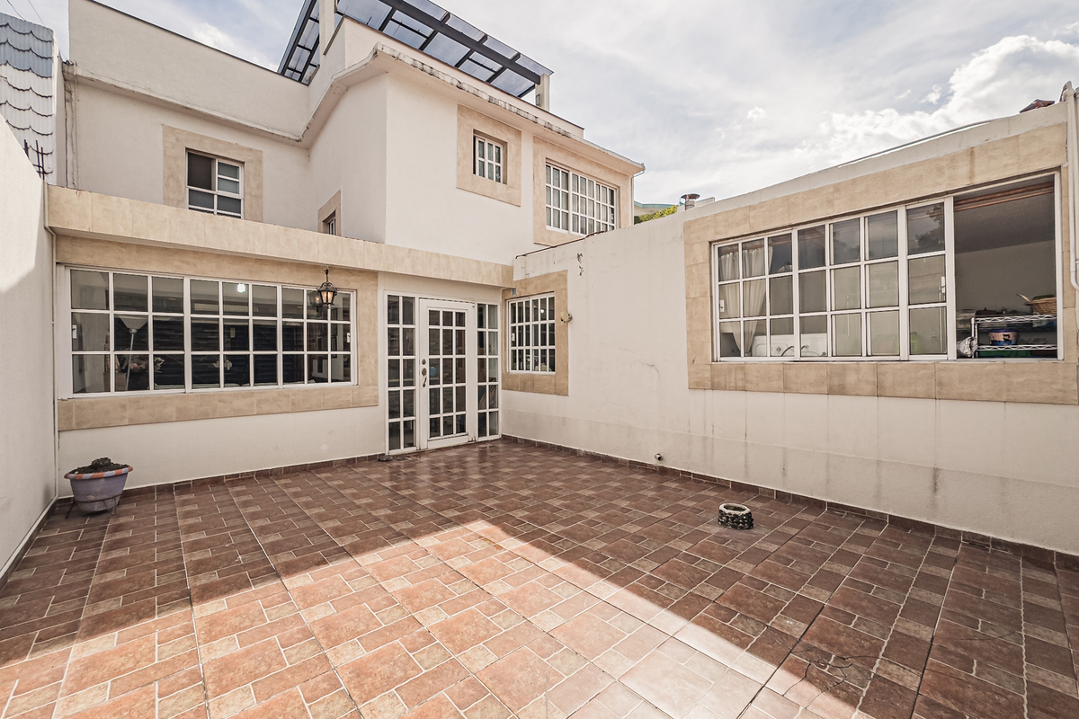 https://assets.easybroker.com/property_images/4770467/80760153/EB-RI0467.jpg?version=1727822531
