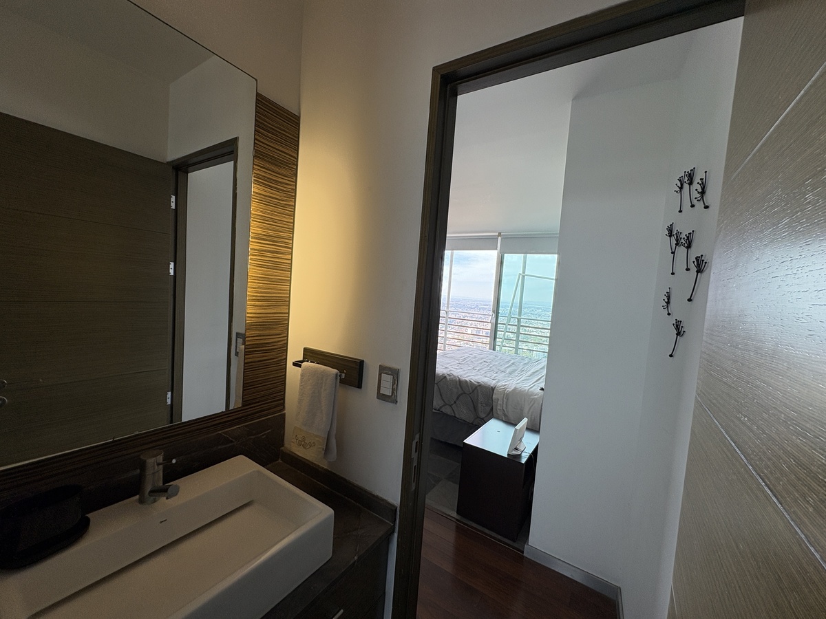 15 de 26: Baño completo