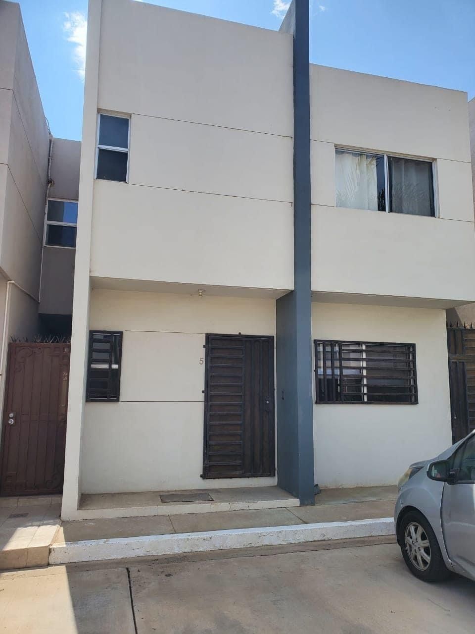 1 of 14: Vista exterior