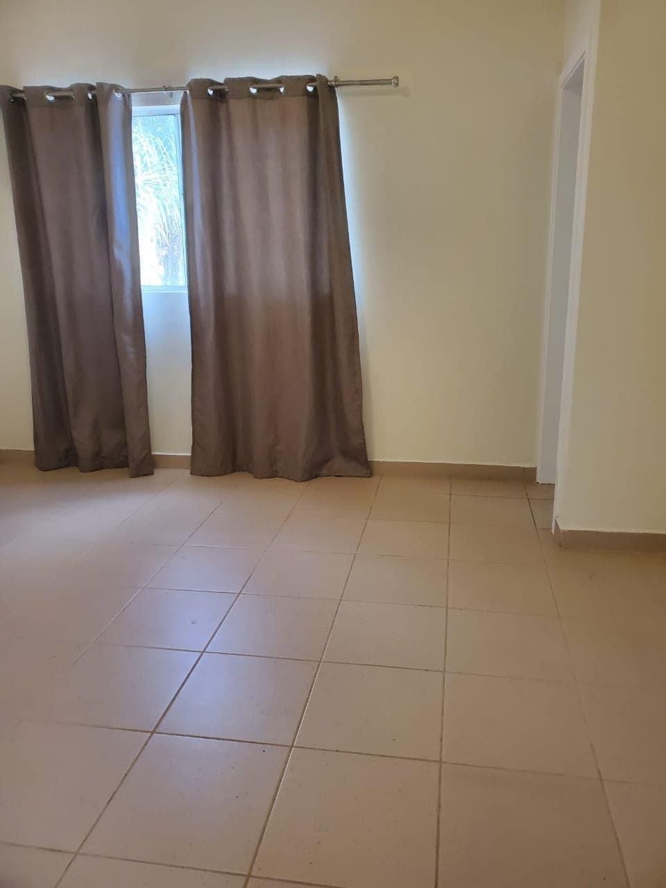 9 of 14: Habitación