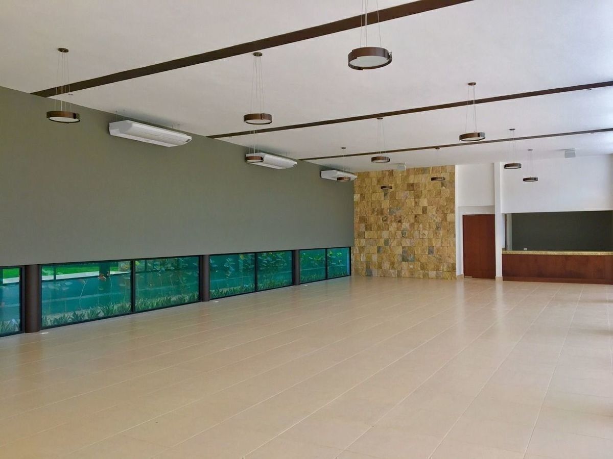 13 de 21: Salón de Eventos Climatizado