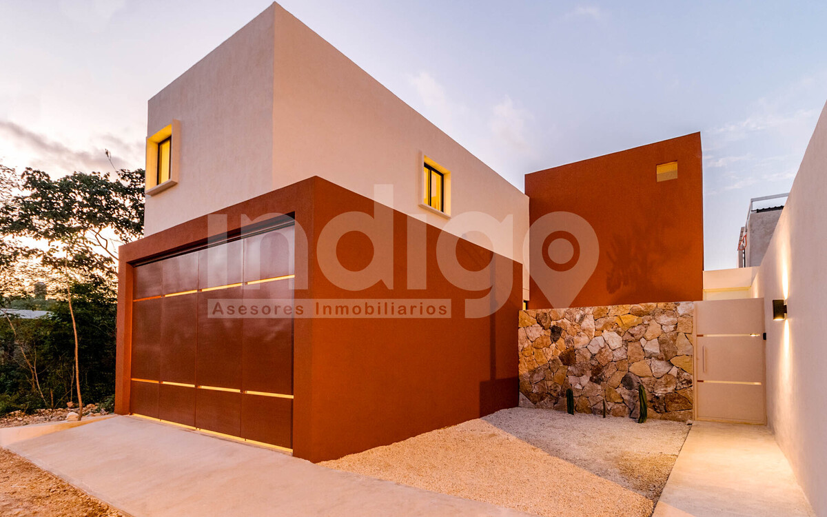 2 de 33: Fachada Frontal