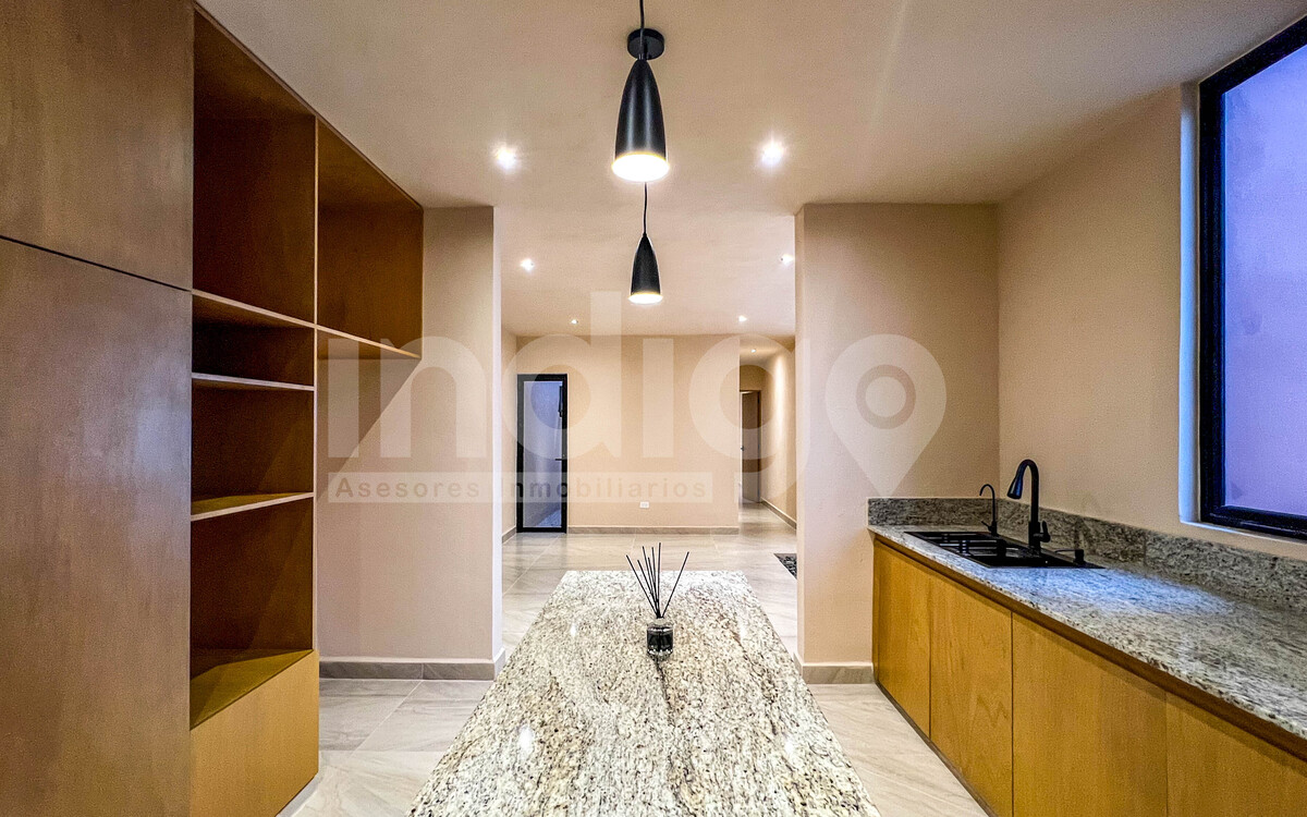 14 de 33: Vista desde la Cocina