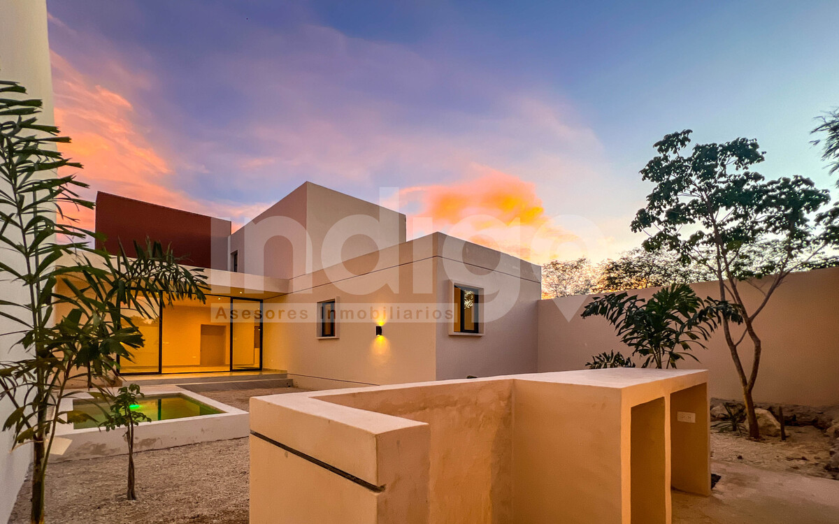 1 de 33: Fachada Trasera