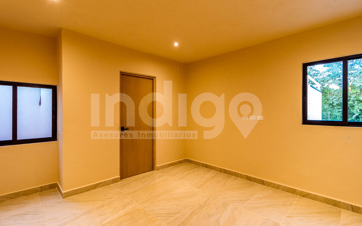 21 de 33: Recámara Secundaria en Planta Alta