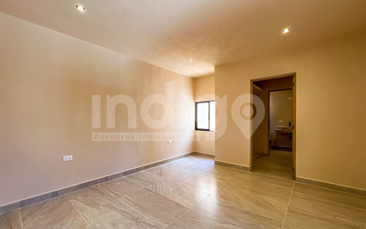 23 de 33: Recámara Secundaria en Planta Alta