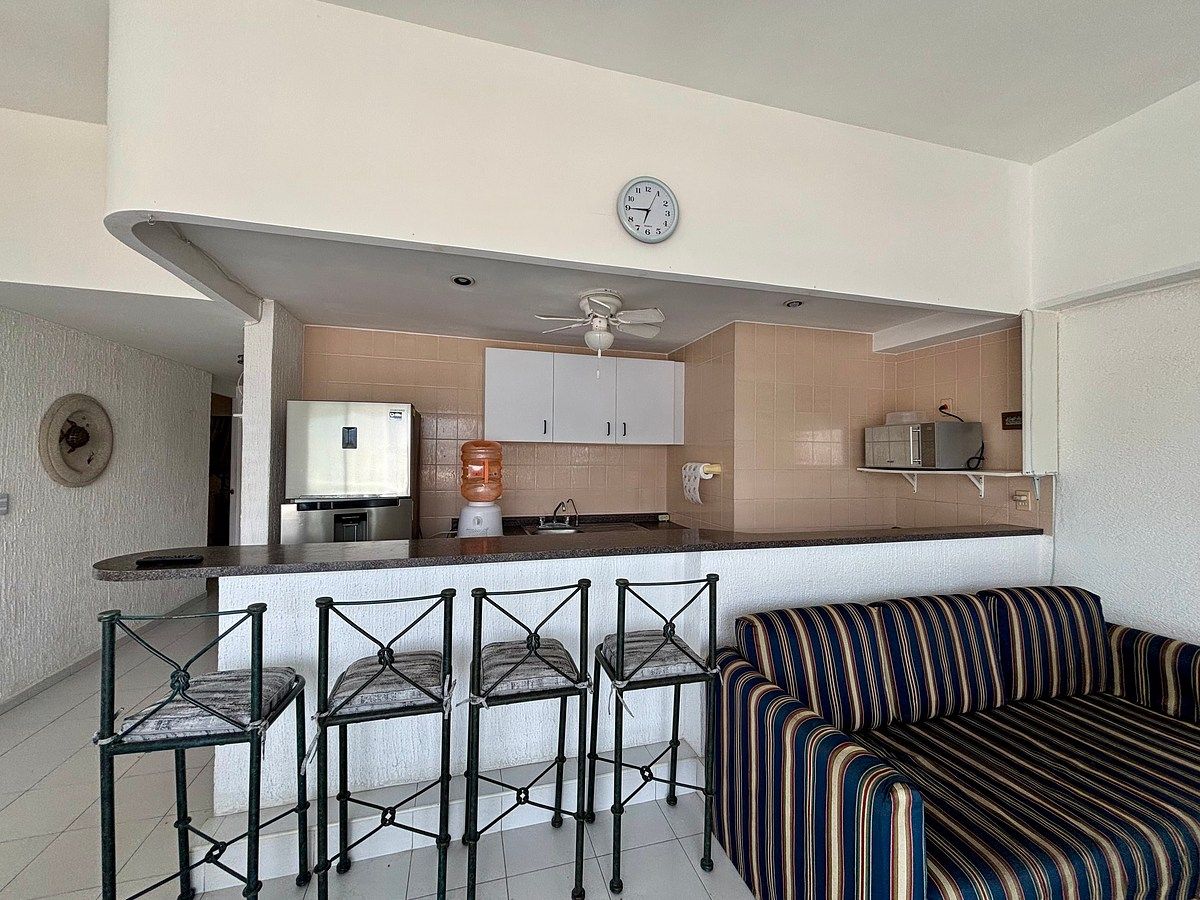 Apartment in Costa Azul, Acapulco de Juárez, photo 10 of 45