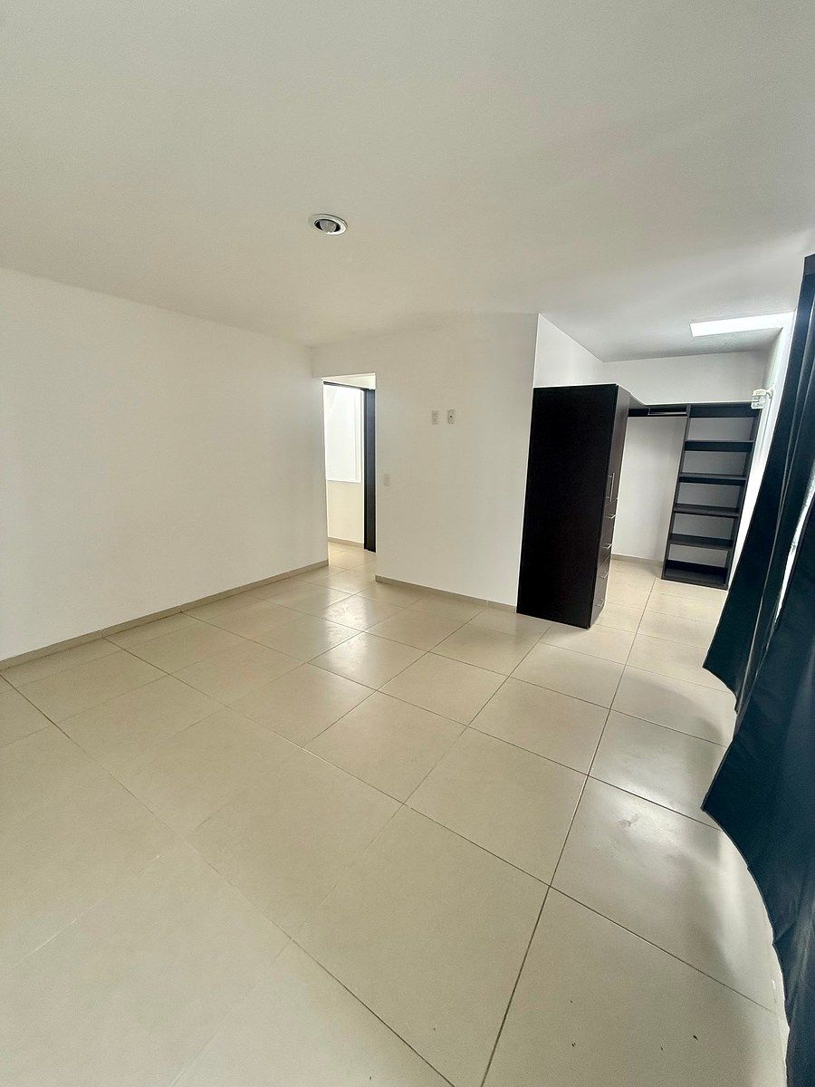 House in Grand Juriquilla, Querétaro, photo 10 of 28