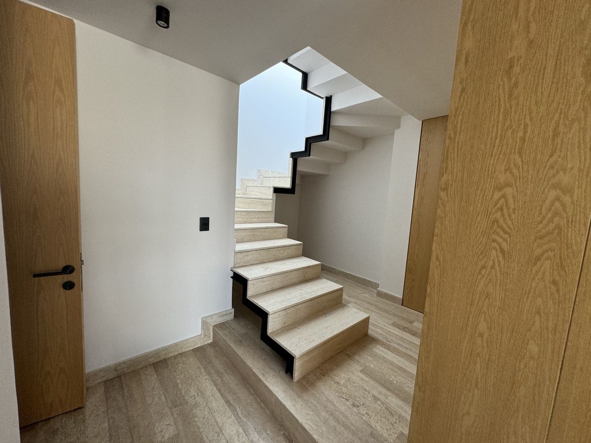 3 de 15: Acceso a Roof Garden Privado