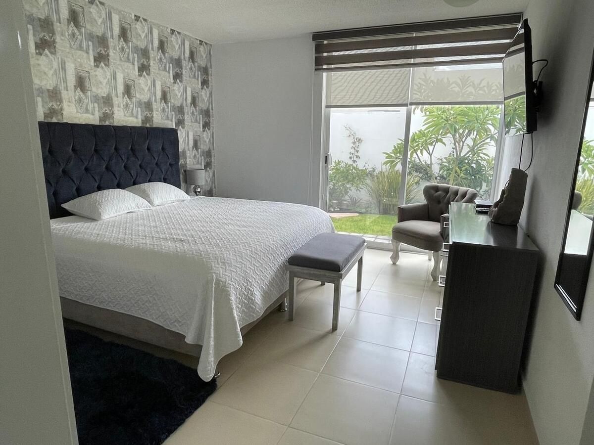 Habitación principal con acceso al jardín, photo 7 of 40